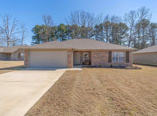 95 Buena Vista Dr, Cabot, AR 72023