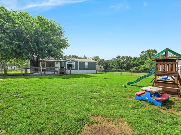 5917 Vinery Ln, Joshua, TX 76058