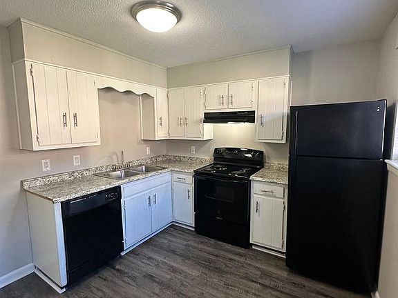 5th image of 804 N Tibbs Rd #52