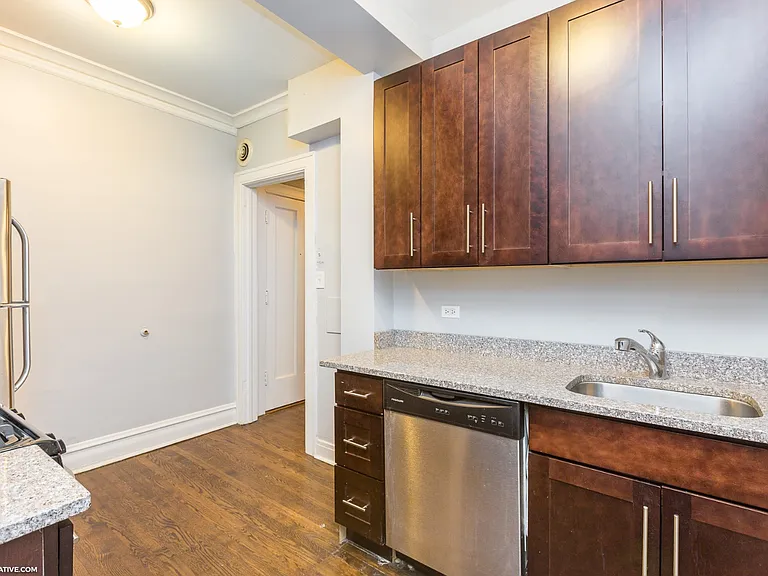 1445 W Balmoral Ave #1N — Photo 4