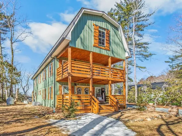 266 Mountaineer Way, Fancy Gap, VA 24328