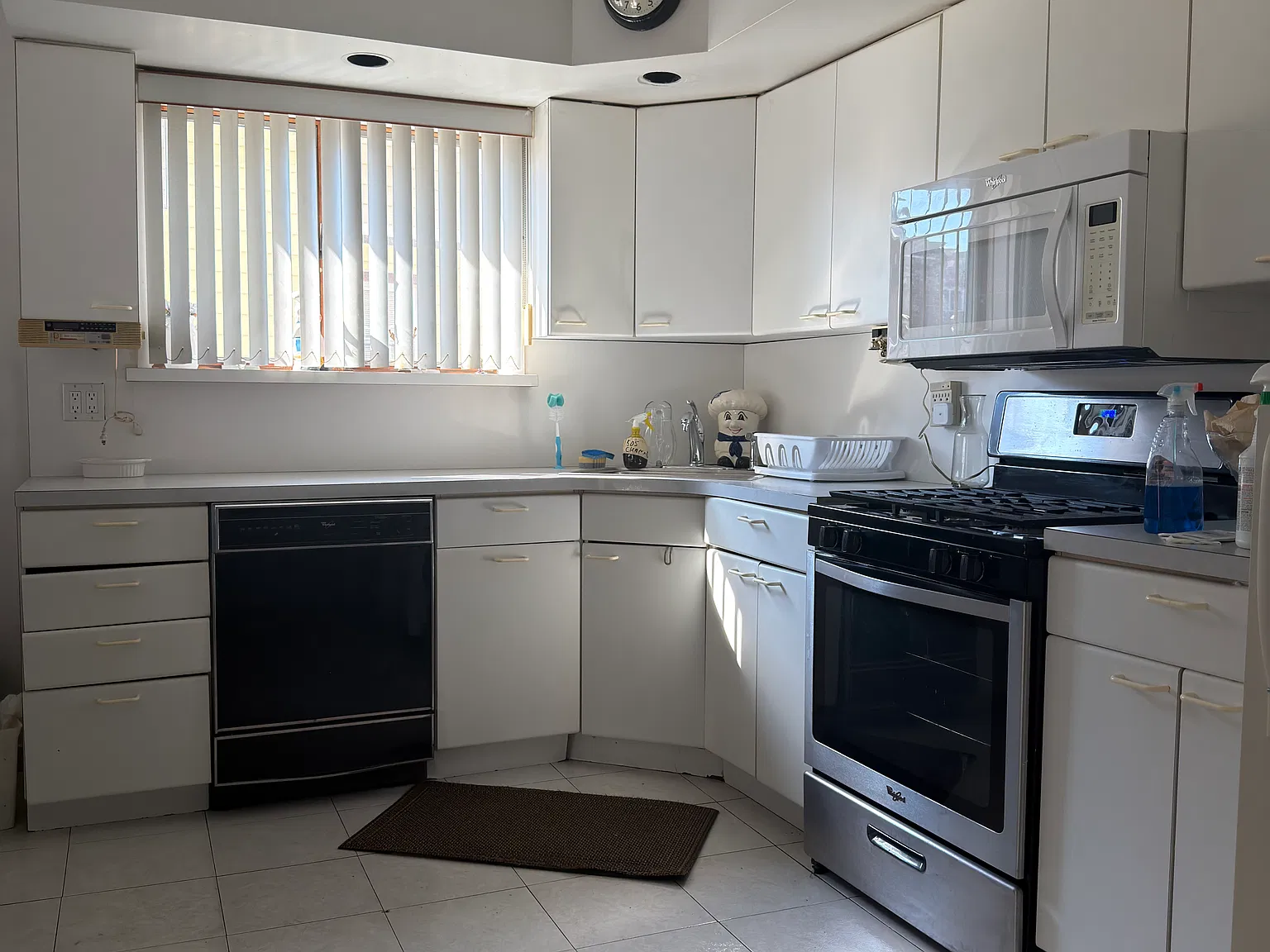 2 bed, 800 sqft, $2,800 — Photo 2