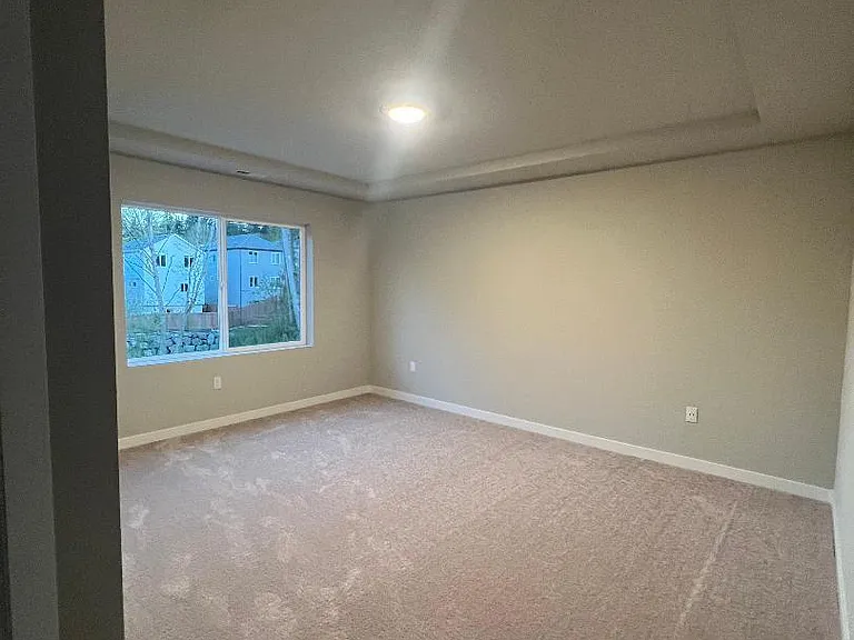 315 207th St SE — Photo 16