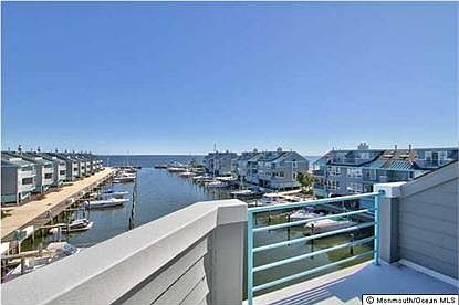 1st image of 25 Grand Bay Hbr