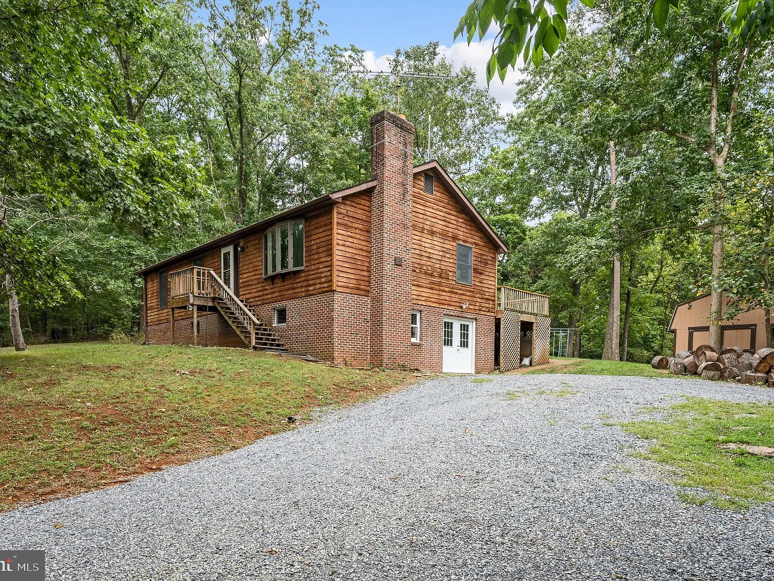 3 bed, 2.5 bath, $2,500 — Photo 1