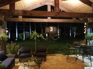 1626 Brookmeade Rd SE, Decatur, AL 35601