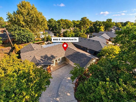3rd image of 6602 Abbotsford Pl