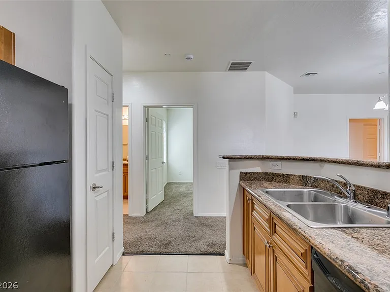 6868 Sky Pointe Dr #2068 — Photo 17
