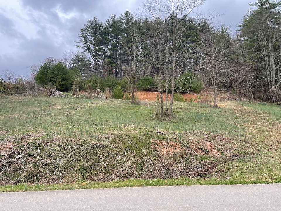 1st image of Crossroads Dr