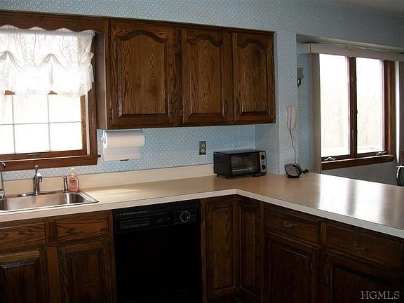 2nd image of 41 Westgate Ter