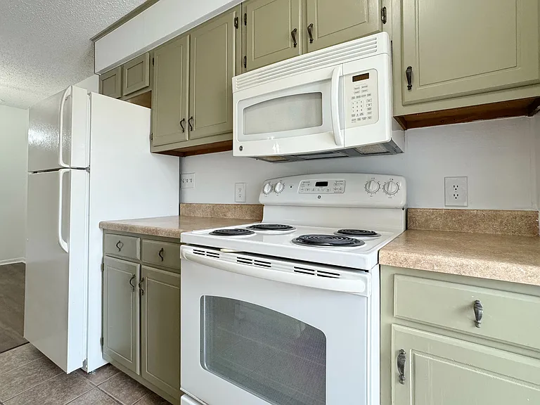 7324 Menlo Dr — Photo 24