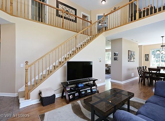 2nd image of 2501 Camberley Cir #5-813