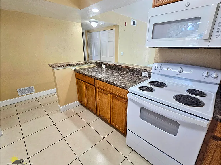 900 S Peninsula Dr #112 — Photo 9