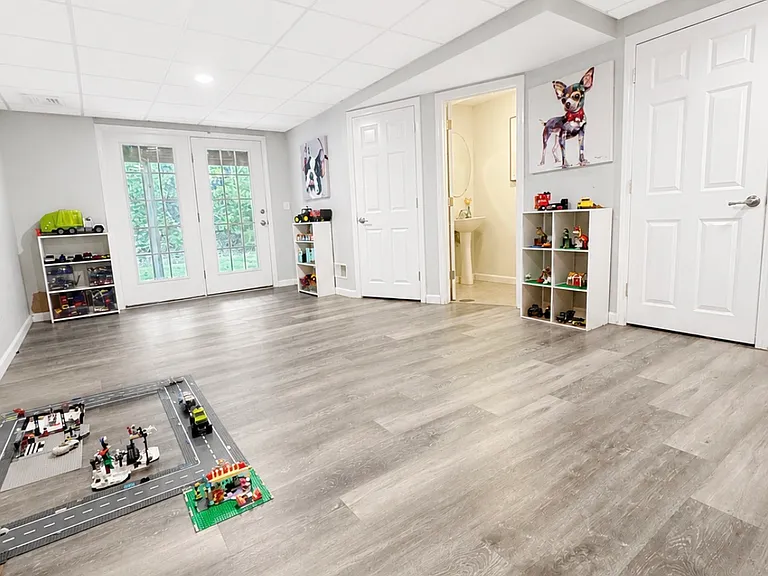 57 Dicandra Dr — Photo 16