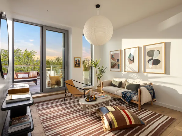 584 Leonard Street image 8 of 20