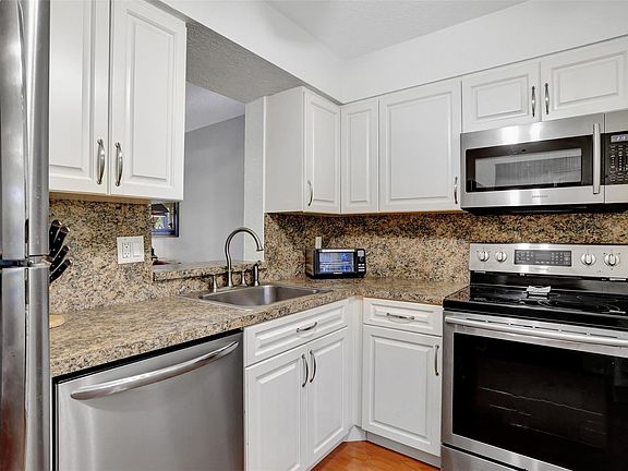 4th image of 7340 Lake Circle Drive #203