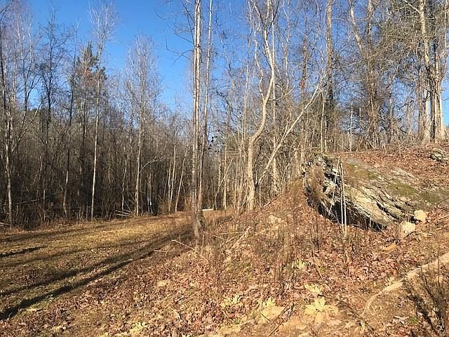 2nd image of 174 Stowe Rd