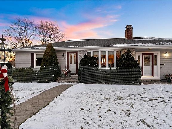 3rd image of 29 Robert St