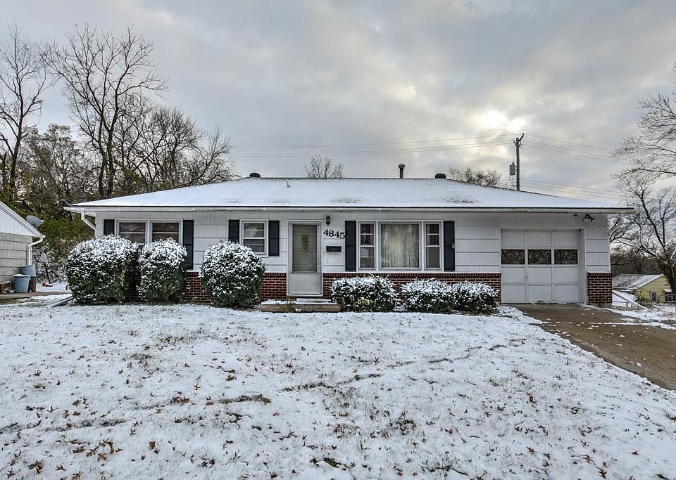 1st image of 4845 Wood Ave
