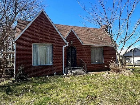 635 Elm St, Martin, TN 38237
