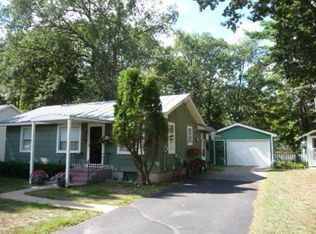 E1760 Amy St, Waupaca, WI 54981