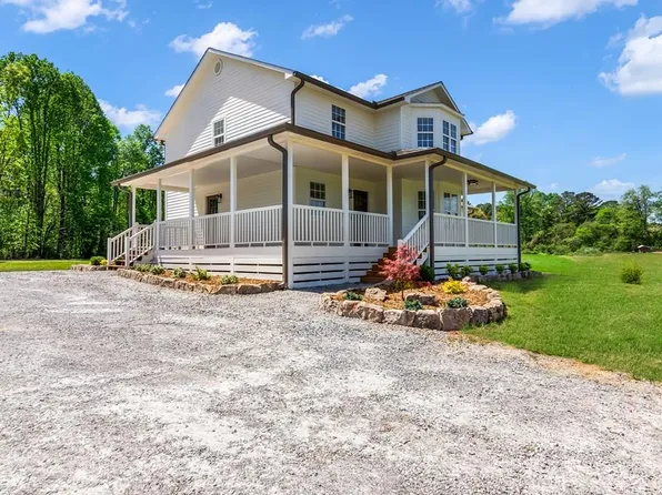 130 Wingate Dr, Ellijay, GA 30540