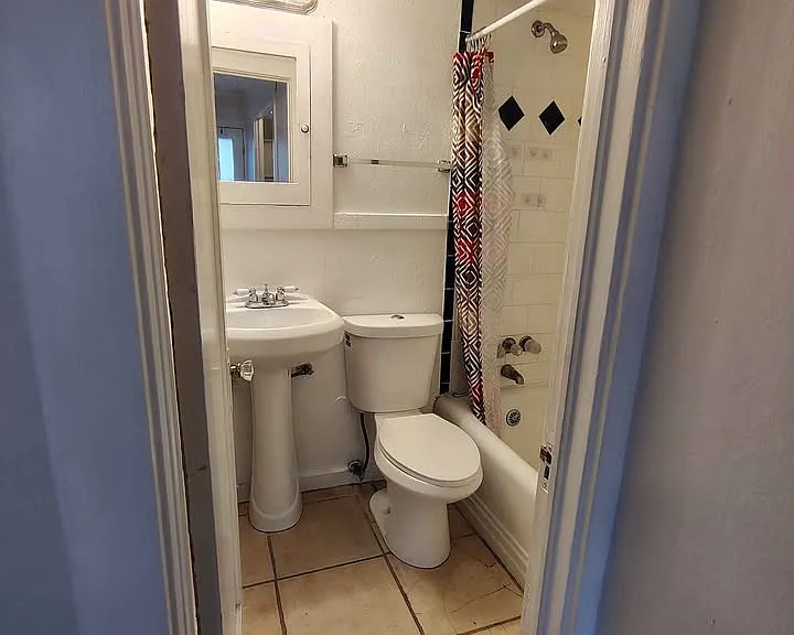 Francesca Apartments — Photo 21
