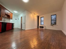 2425 Kings Hwy, Brooklyn, NY