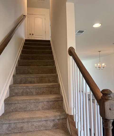 802 Ruth Way — Photo 10