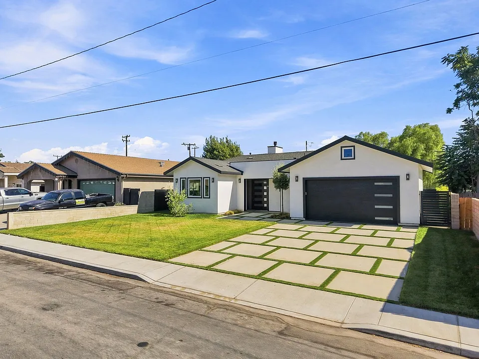 738 N California Ave