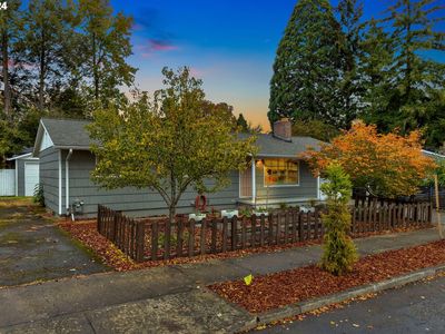 14205 SE Salmon St, Portland, OR, 97233