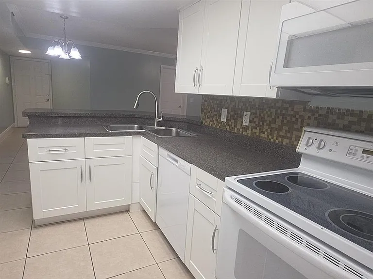 9166 W Atlantic Blvd — Photo 13