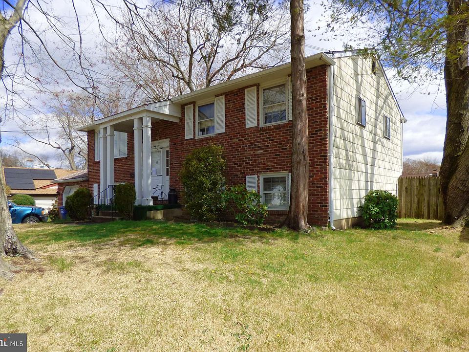 2nd image of 146 Glenbrook Dr