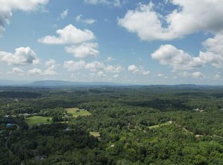 Russell Dr, Kodak, TN 37764