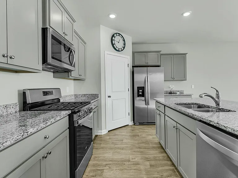 229 Grand View Xing — Photo 11