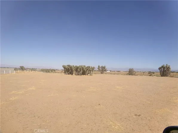 0 Arrowhead Dr, Phelan, CA 92371