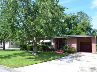 7460 Greenway Dr, Jacksonville, FL 32244