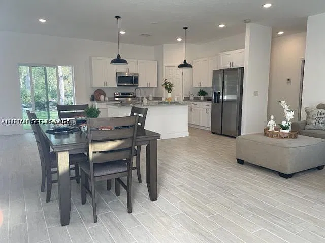 Marion Oaks — Photo 4
