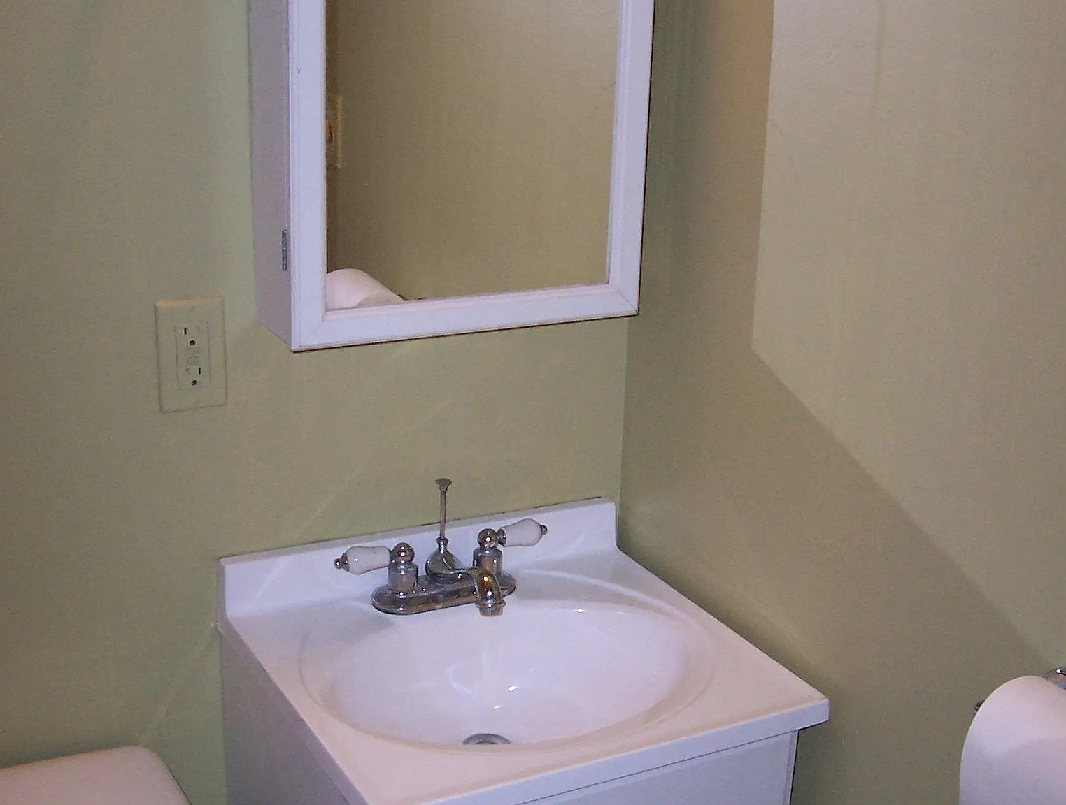 1 bed, 600 sqft, $850 — Photo 3