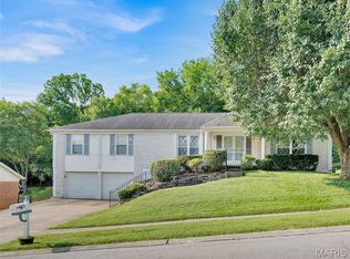 3566 Crowndun Dr, Saint Louis, MO 63129