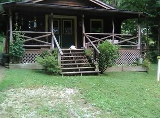 71 Zack Branch Rd, Talcum, KY 41722