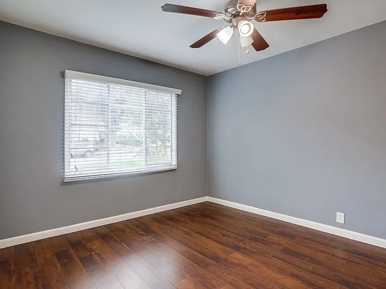 4078 Muirfield Rd & 4319 Santo Tomas Dr — Photo 11