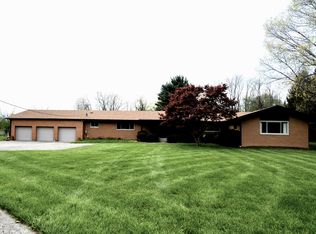 8839 Robinhood Cir, Westerville, OH 43082
