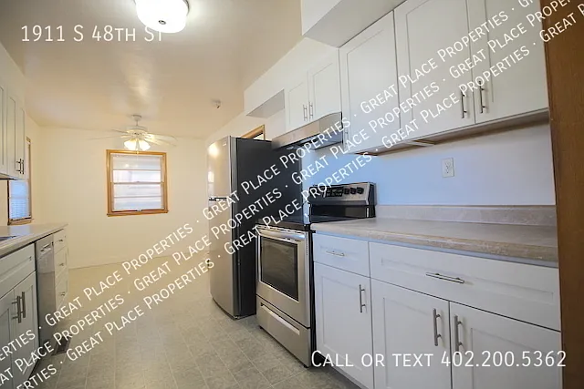 1911 S 48th St — Photo 11