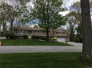 7 Leeland Rd, Newburgh, NY 12550