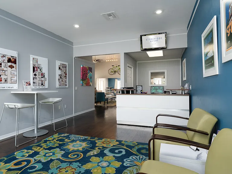 Stoneridge Apartments — Photo 10