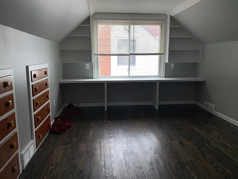 23100 Church St — Photo 12