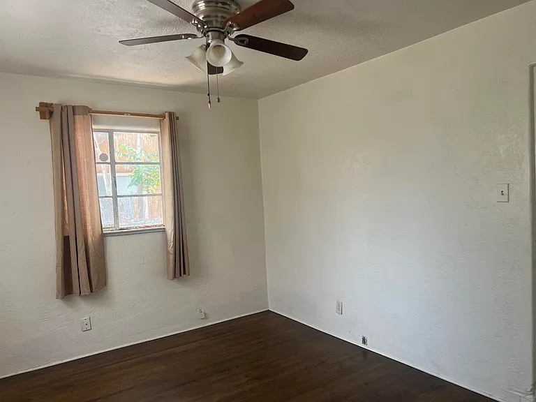 307 Madison St NE — Photo 24