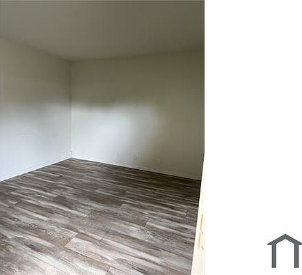 4th image of 1846 Davis St APT 6