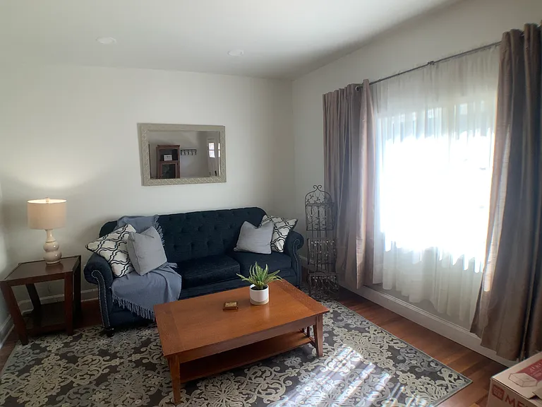 413 T St — Photo 5